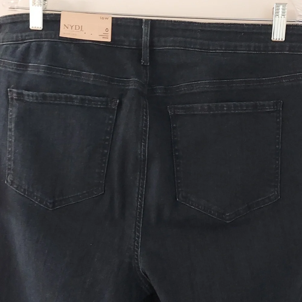 🚨SALE🚨 NYDJ Women's Dark Blue Teresa Wide Leg Jeans NWT - Picture 13 of 16